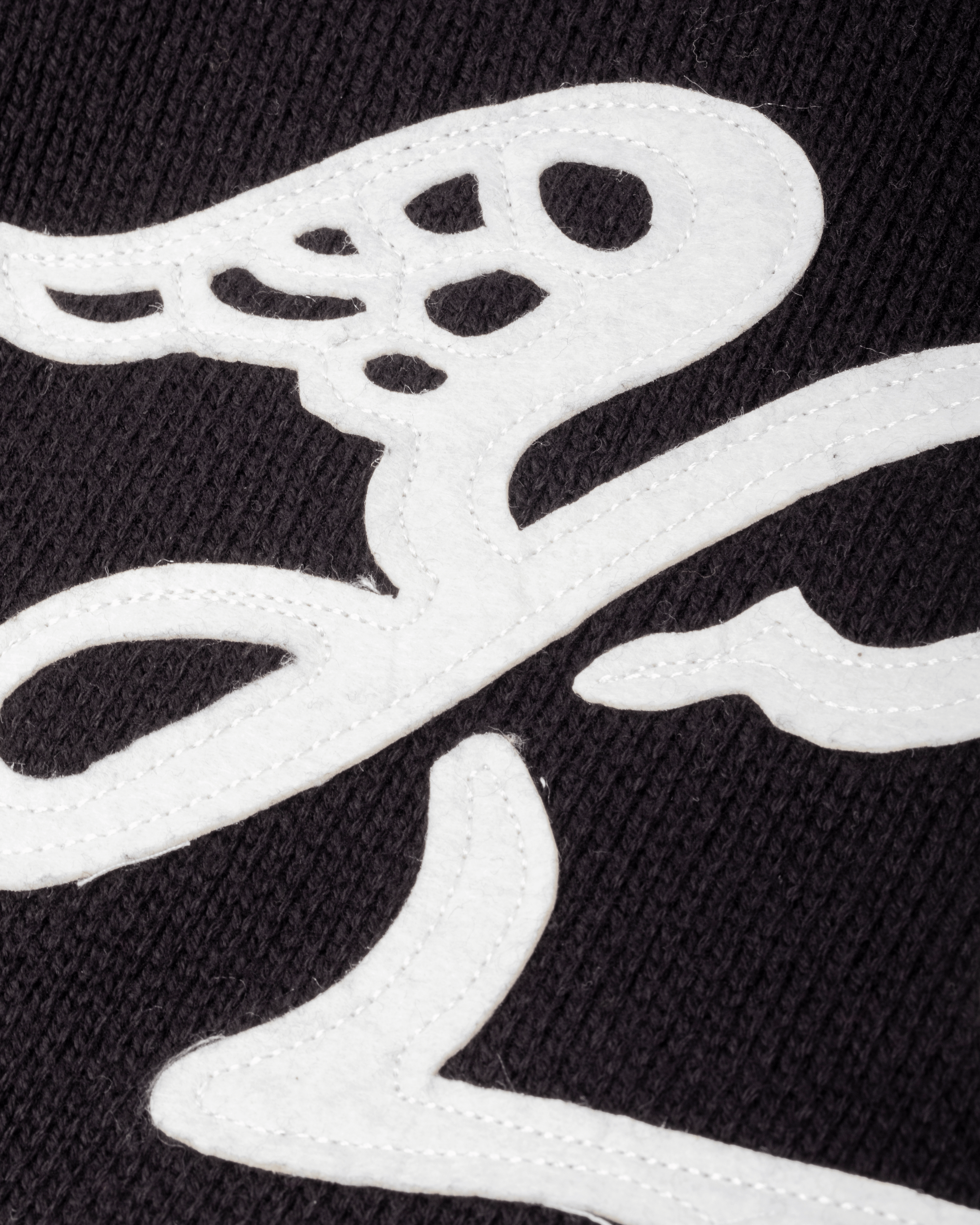 BRIAR SWEATER (zoomed)
