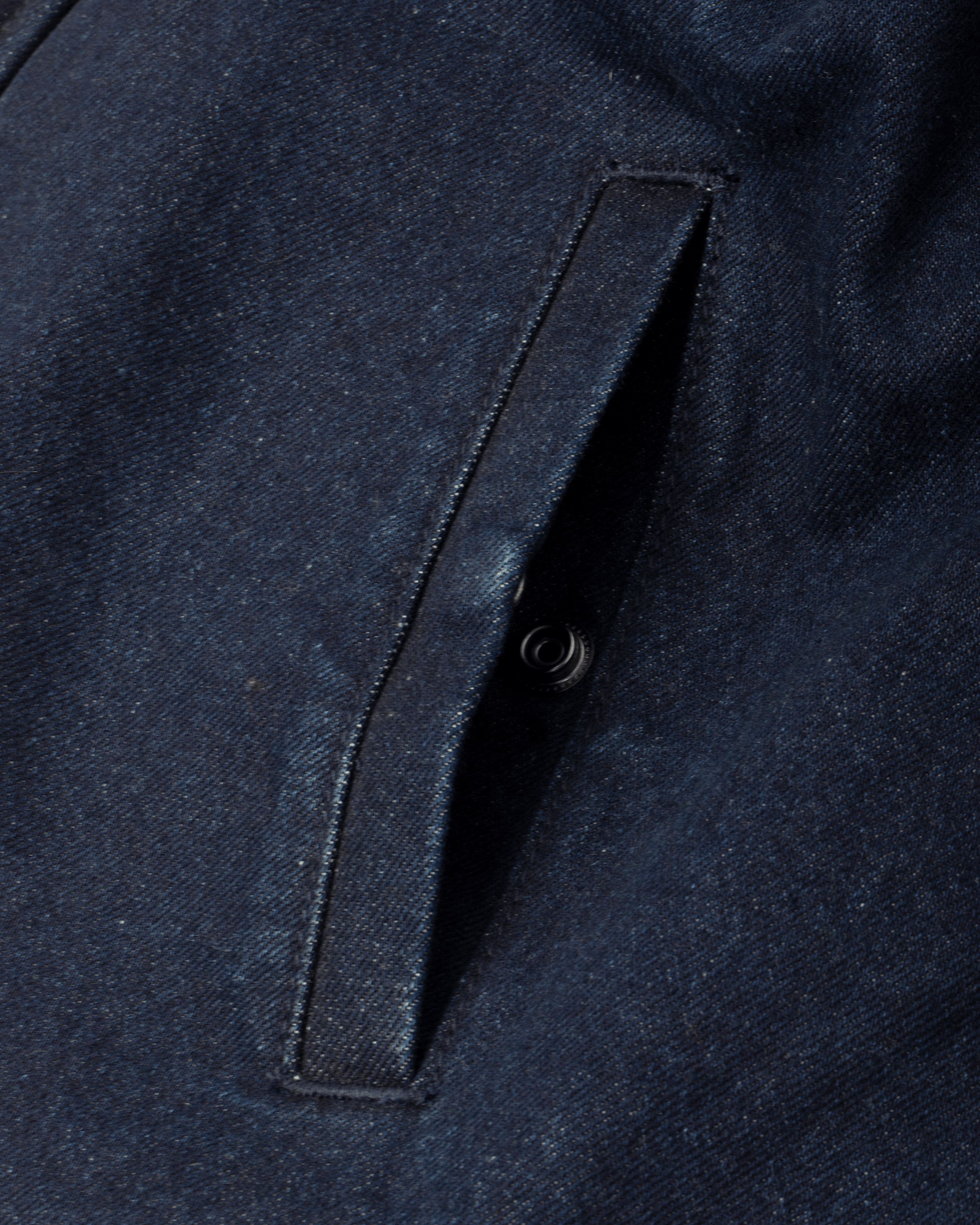 ARMOR DENIM JACKET (zoomed)